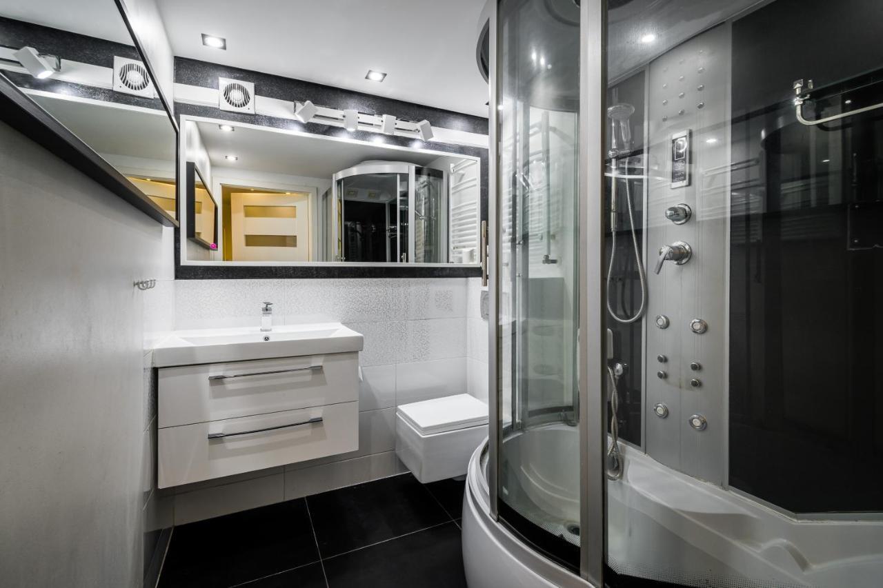 Apartament Glamour Konarskiego Wawelofts คราคูฟ ภายนอก รูปภาพ