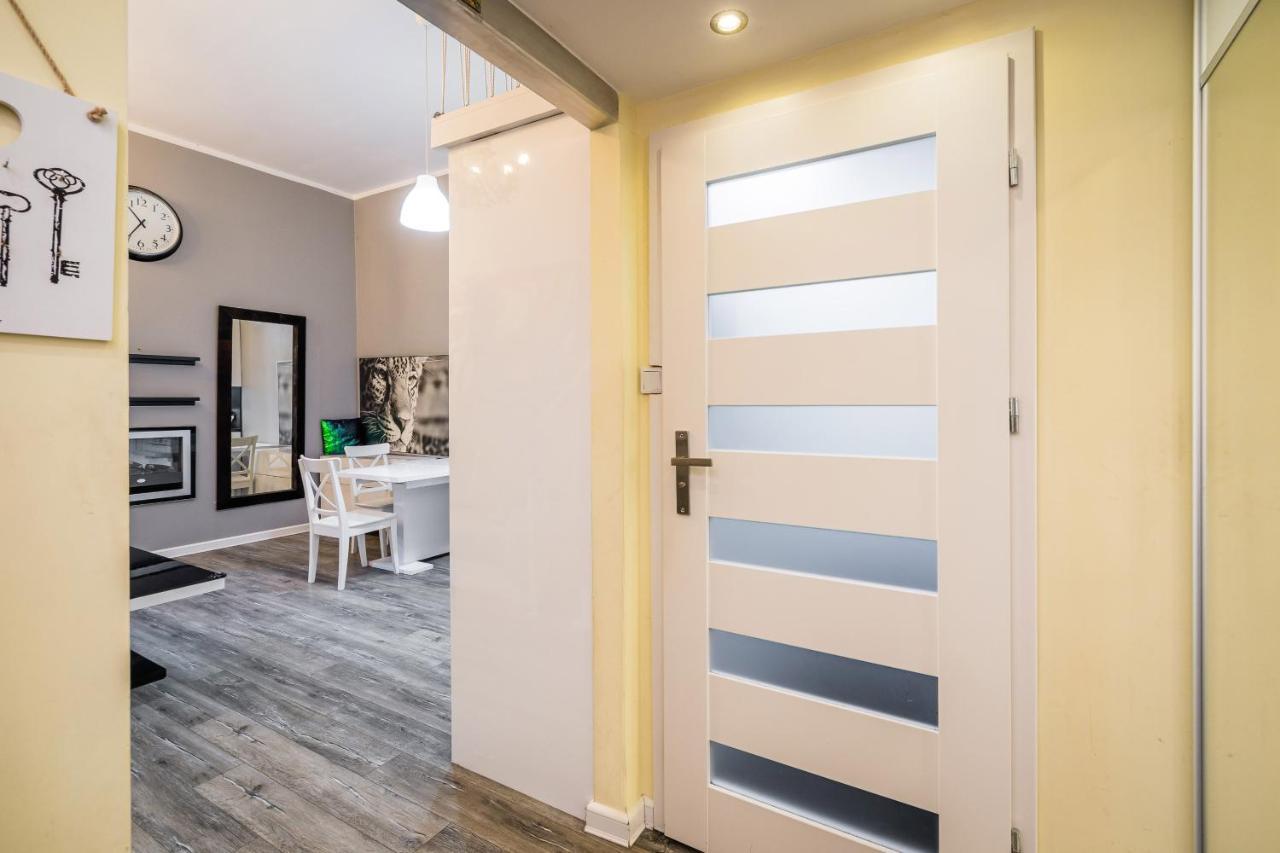 Apartament Glamour Konarskiego Wawelofts คราคูฟ ภายนอก รูปภาพ